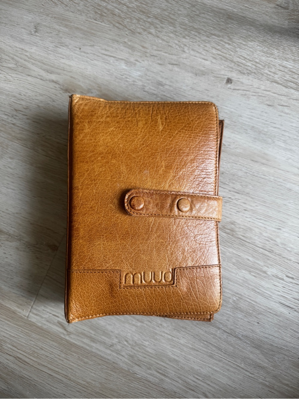 MUUD Tan Leather Organization Binder